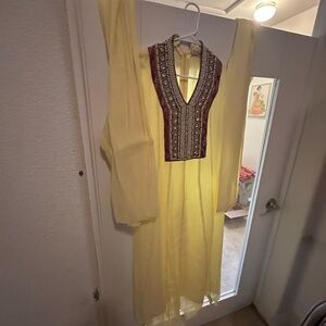 Yellow Embroidered V-Neck Women’s Shalwar Kamiz w Dupatta